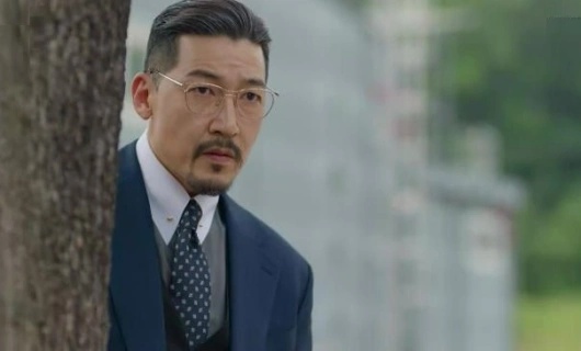 Храбрая Ён Су Чжон 35 серия «Это слишком подозрительно, чтобы быть совпадением»